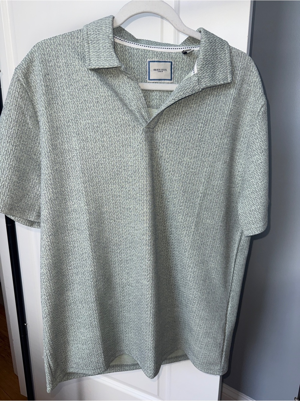 Brave Soul London Large Knit Open Collar Polo (Sage Green)